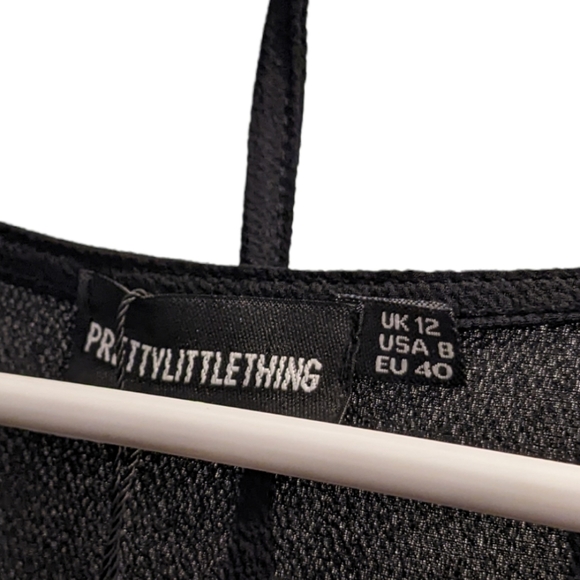 🆕 Pretty Little Thing Black Open Mid Dress 8 - Picture 5 of 5